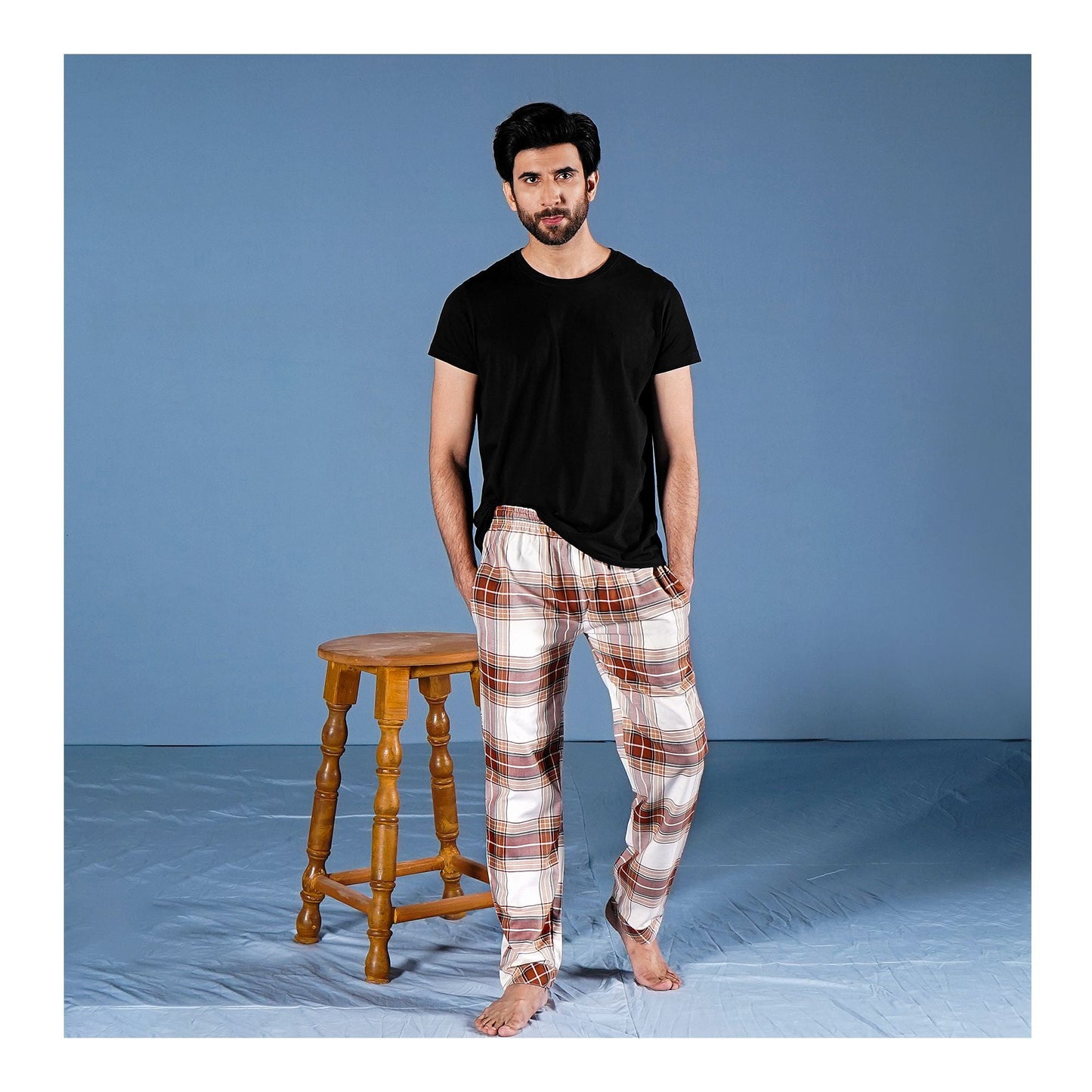 Basix Men's Trouser Checkered Shades Of Brown N Vanilla MT-908