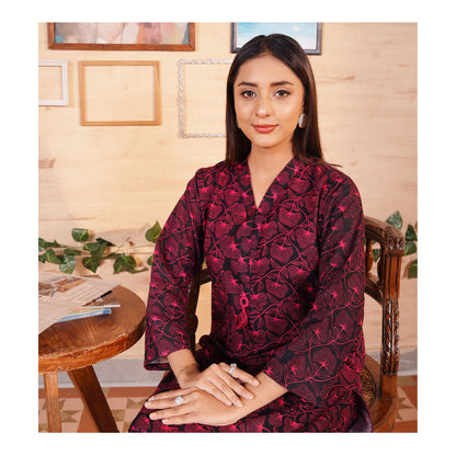 Basix Khaddar Black & Magenta Flora With Tassel, 2-Piece Set, EW-109