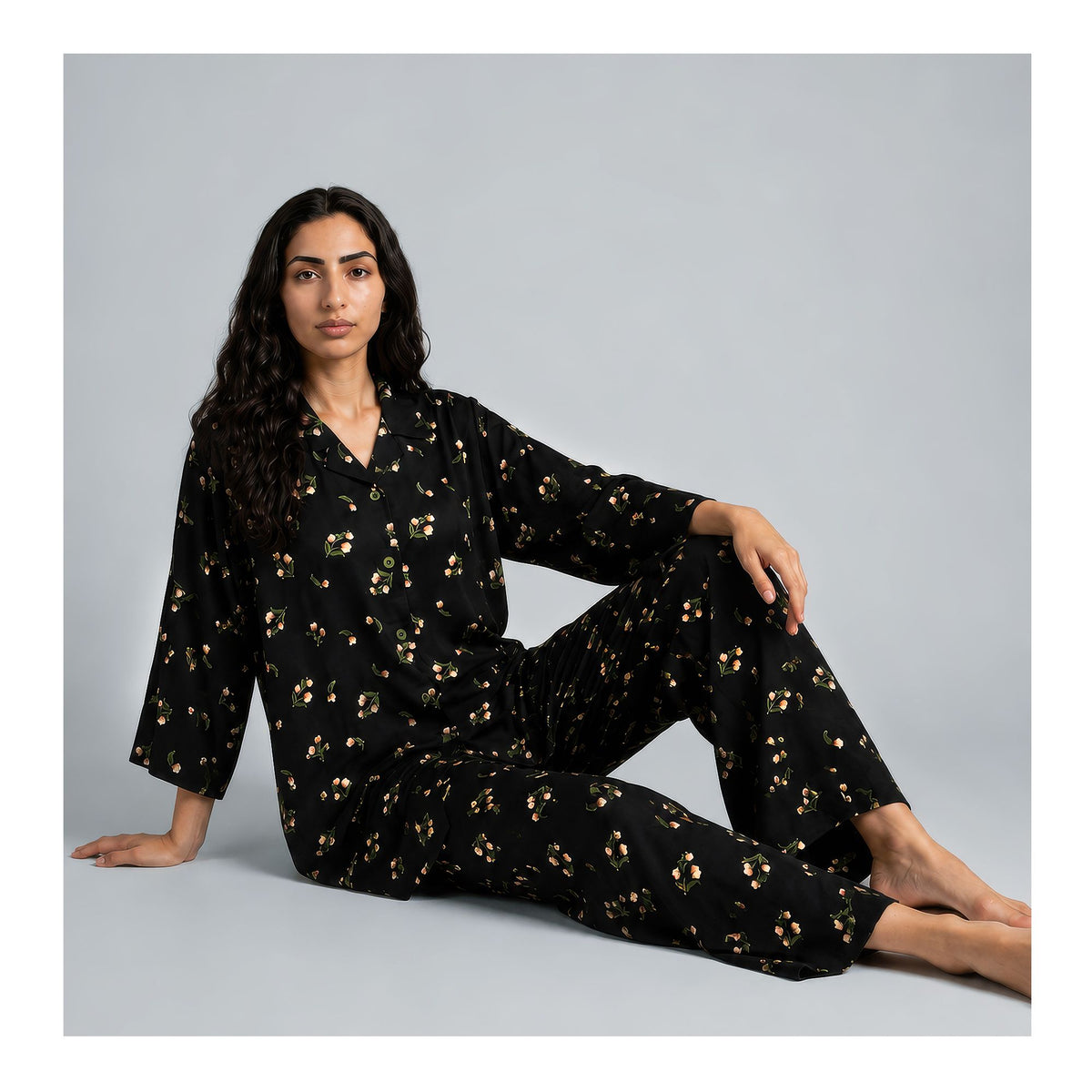 Basix Women's Small Flora Co-Ord Set Black Viscose CORD-135