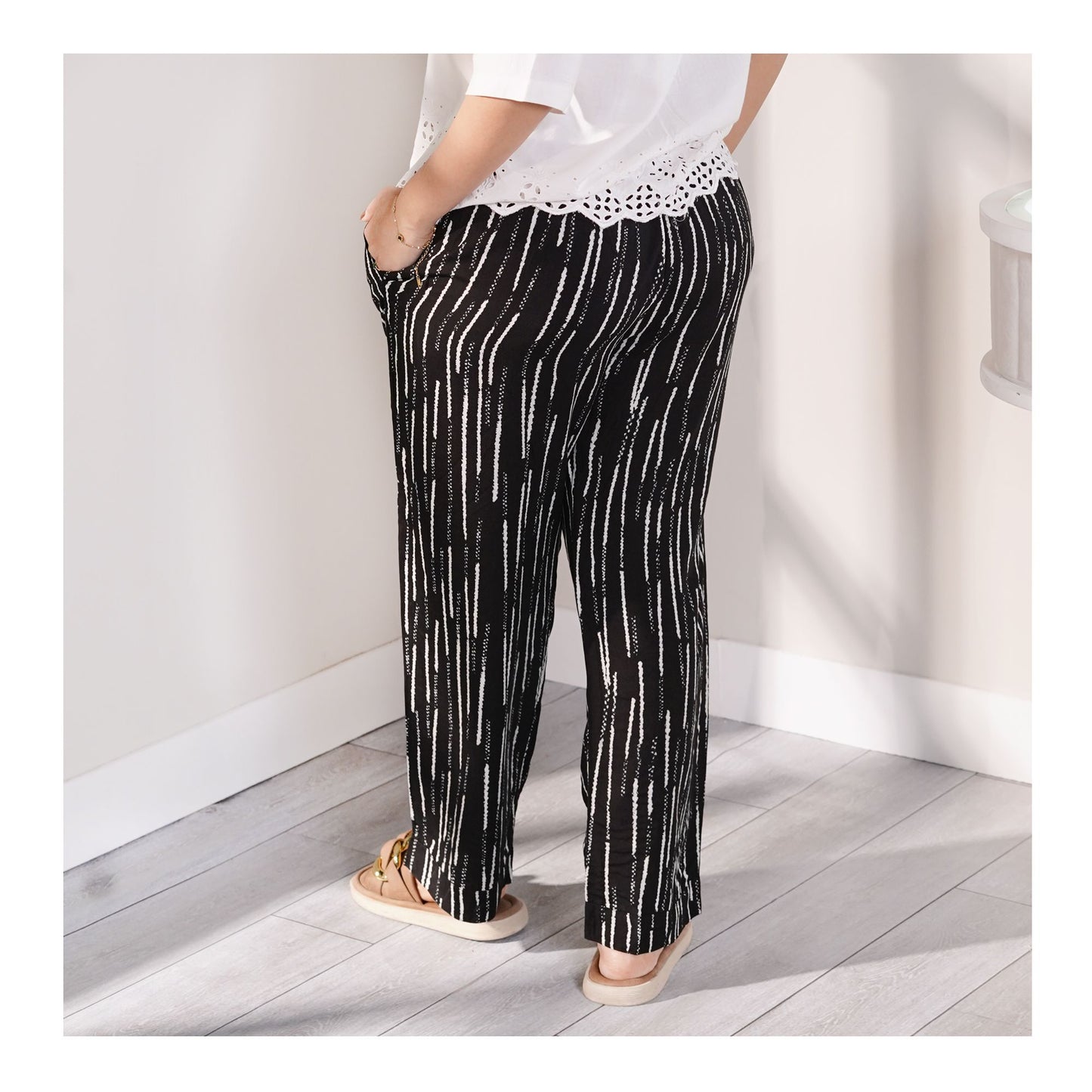 Basix Women's Twin Pocket Black & White Abstract Stripes Trouser, LT-611