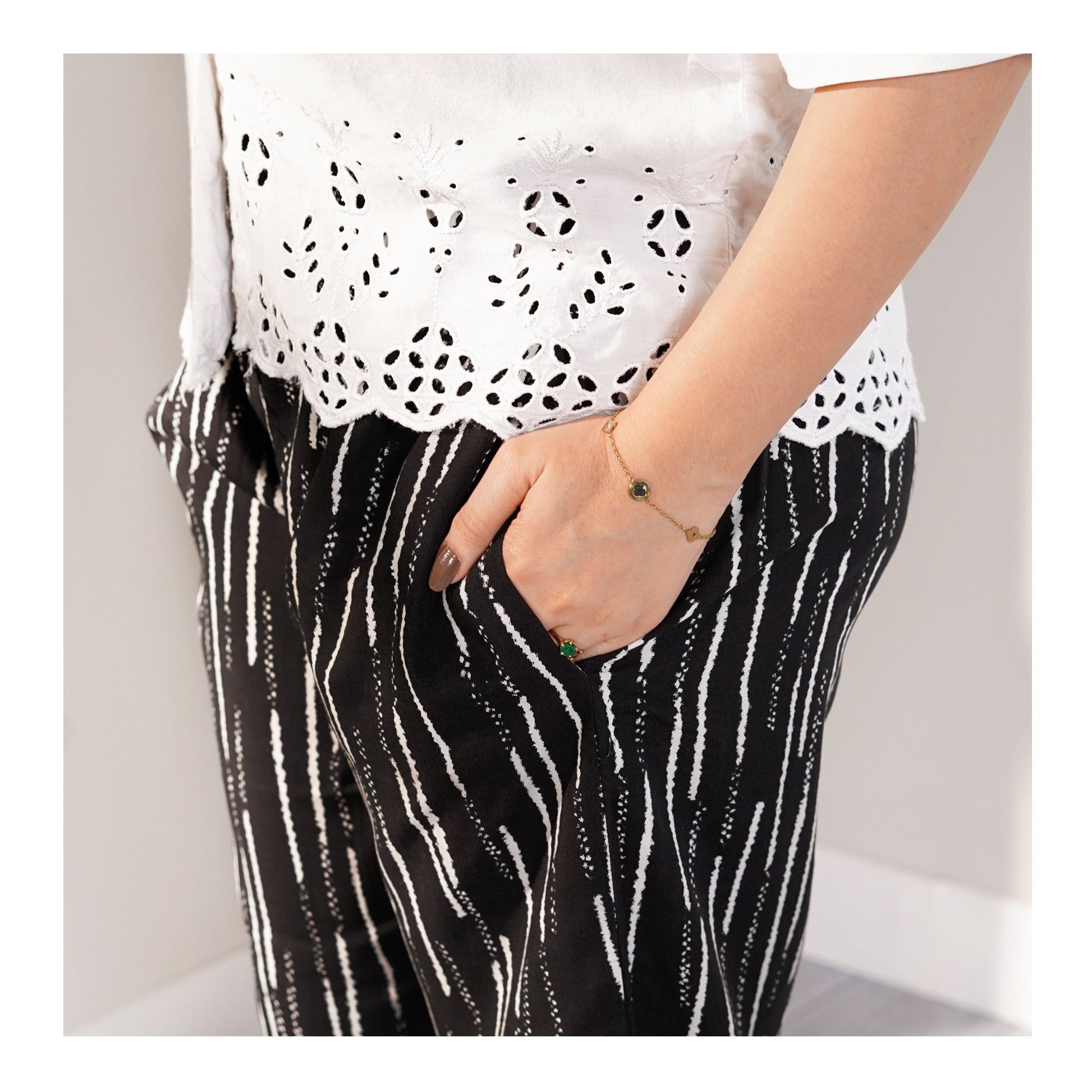 Basix Women's Twin Pocket Black & White Abstract Stripes Trouser, LT-611